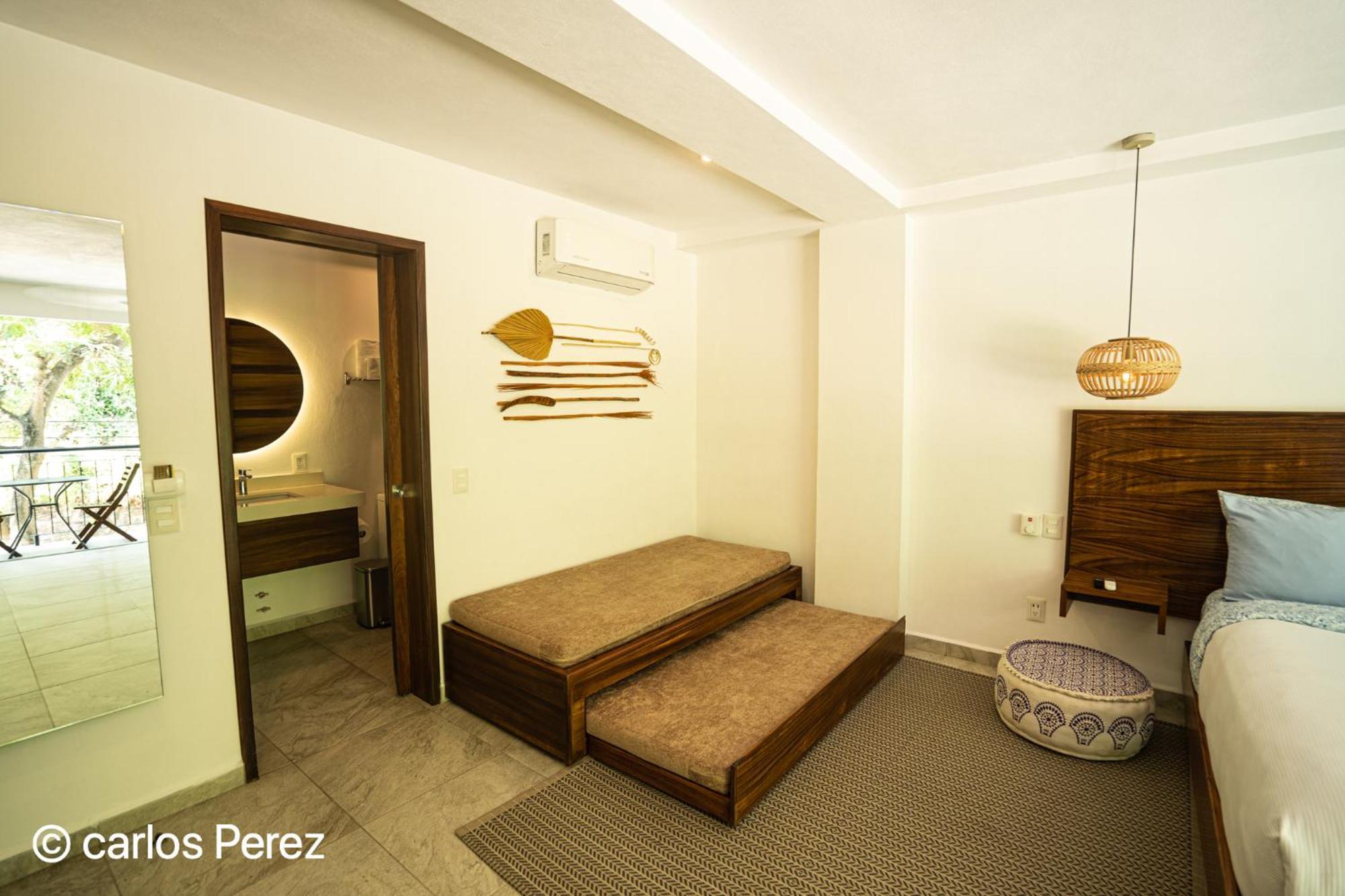 Hotel Puerto Саюлита Экстерьер фото